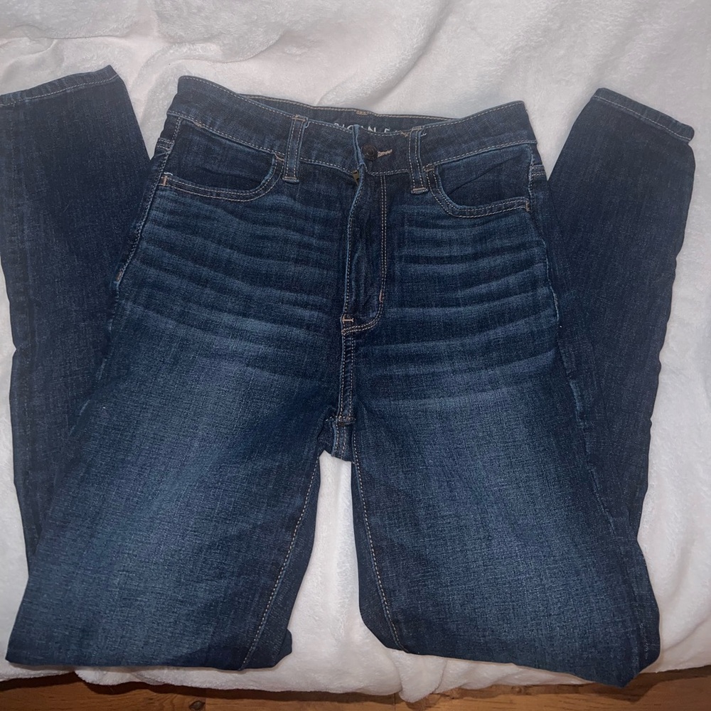 American Eagle Size 2 skinny jeans
